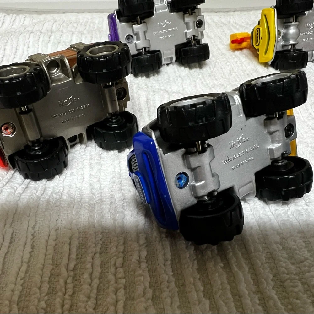 Vintage Maisto Tonka Hasbro Die-cast Set of Six from 2000 & 2001 & Free Disney - Picture 7 of 16